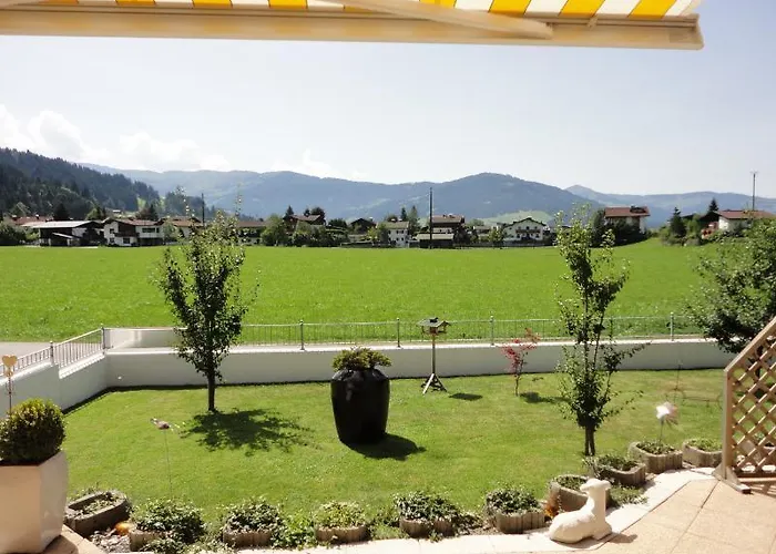 Landhaus Ambiente شقة