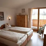 Ambiente דירה